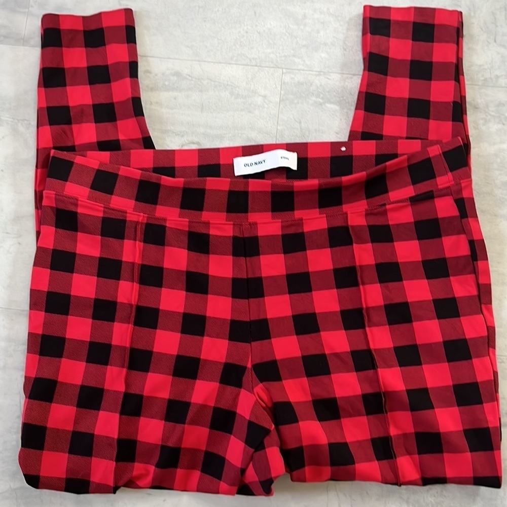 Old Navy Stevie Leggings Red/Black 1”sq plaid Great stretch NWOT Size XL